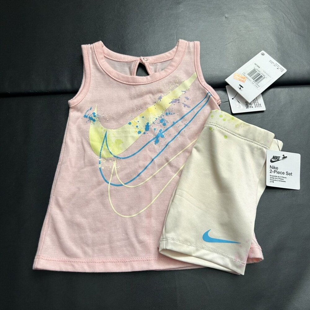 NWT Nike Athletic Set Girls Size 2T